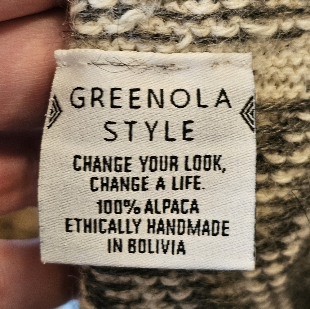 Greenola Style 100% Alpaca soft winter‎ Chevron infinity scarf wrap EUC - Picture 3 of 4